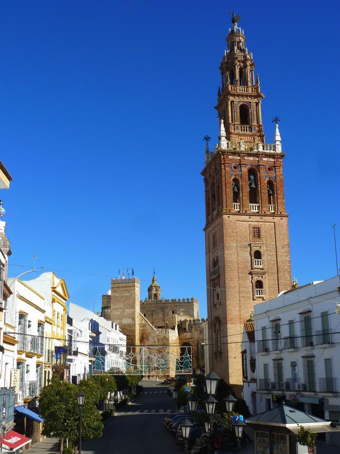 Hotel San Pedro Carmona  Buitenkant foto